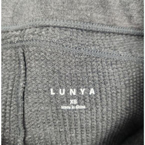 Lunya Restore Thermal High Rise Legging in Mellow Gray Heather Size XS NWOT - Picture 9 of 12
